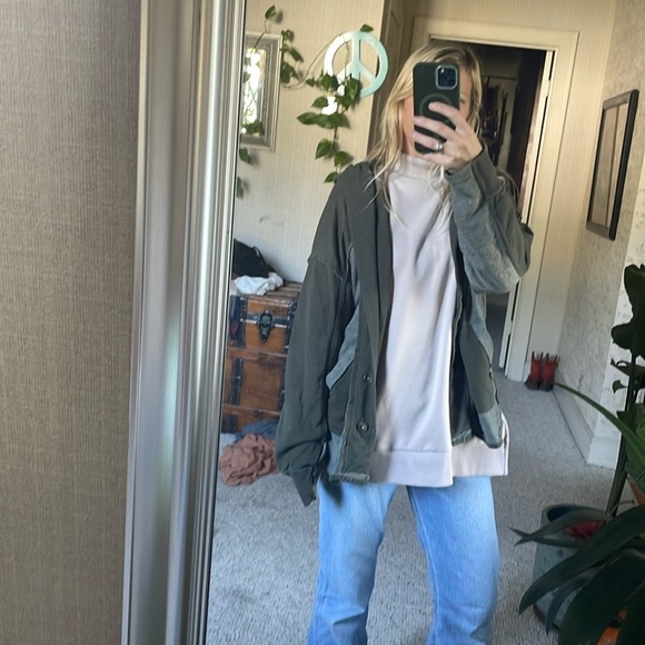 BKE Green Fall Layering Hoodie - Picture 6 of 12